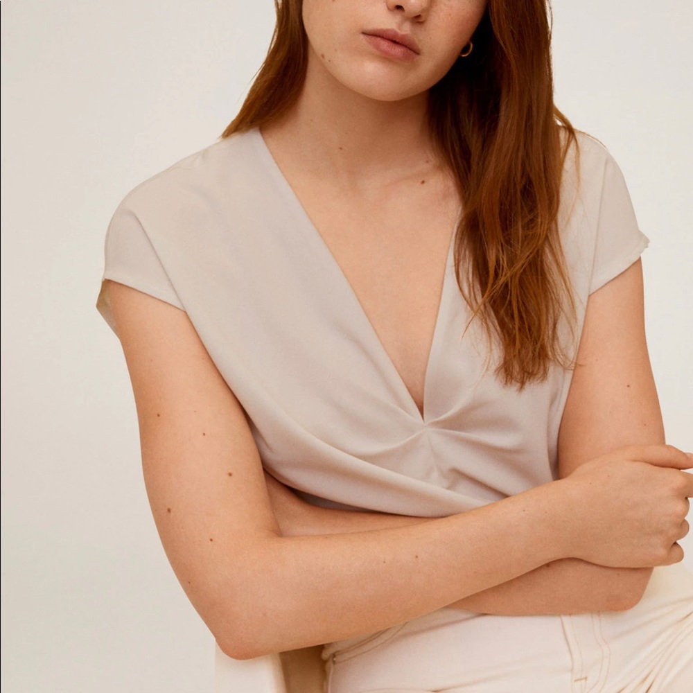 Mango Flowy Vneck blouse
